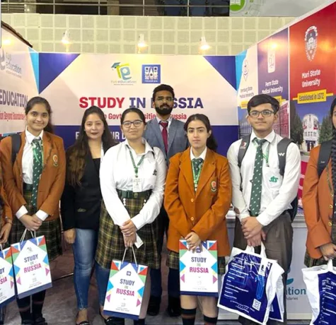rus-education-at-17th-ficci-higher-education-summit-&-exhibition-2022-day-3 (1)